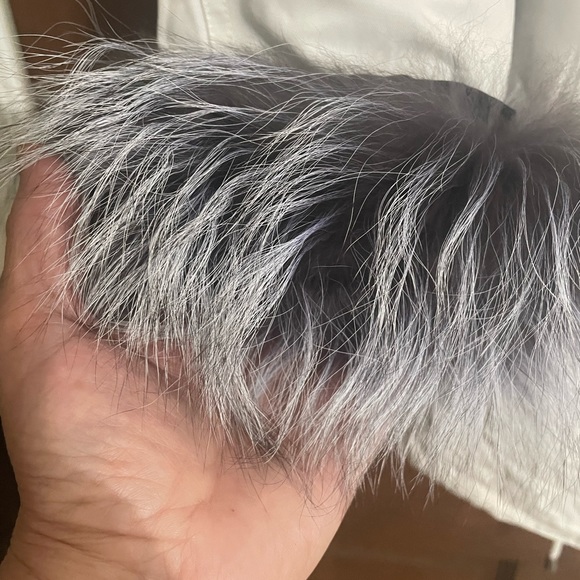 Fox fur coat - Picture 6 of 9